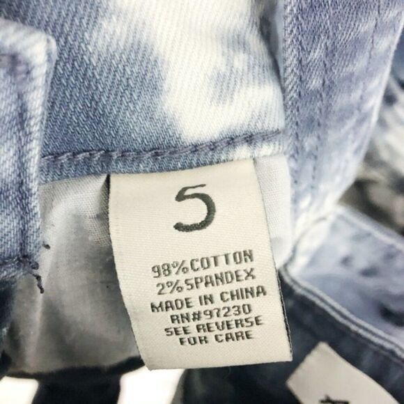 Almost Famous Tie Dye Shortalls, Size 5 - Picture 5 of 6